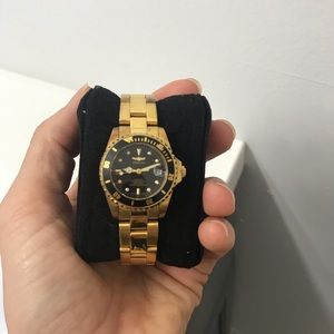Invicta watch/ladies